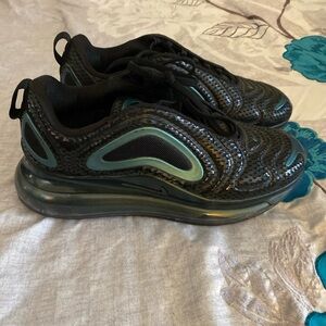 Size 6.5 (GS) - Nike Air Max 720 Low Throwback Future